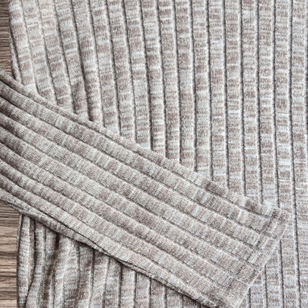 Marled Top - Picture 3 of 4
